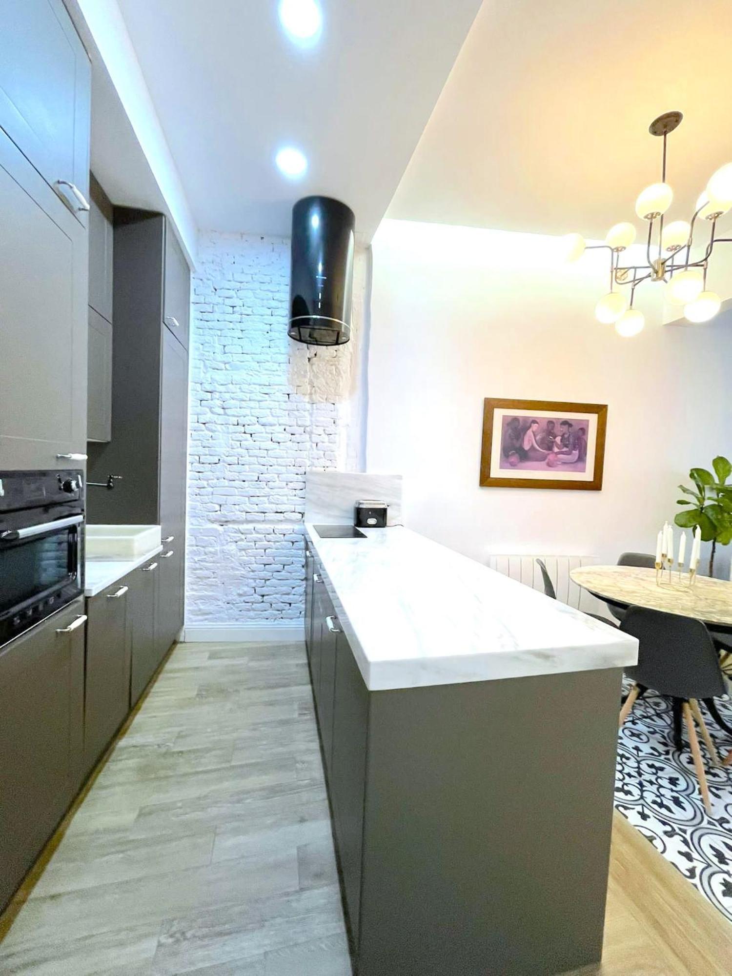 New Apartment In City-Center, Gran Via Мадрид Екстер'єр фото